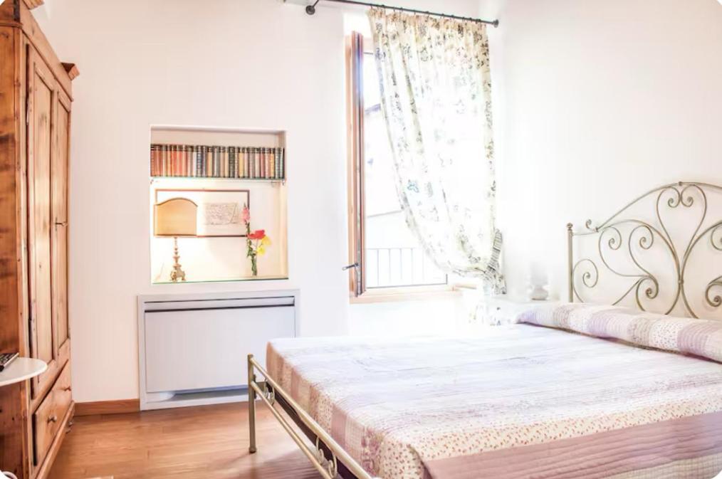 Alla Torre Del Barbarossa B&B Foresteria Mandello del Lario Εξωτερικό φωτογραφία